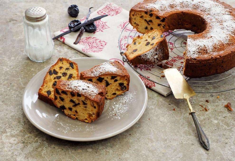 Marzipankuchen mit Dörrzwetschken